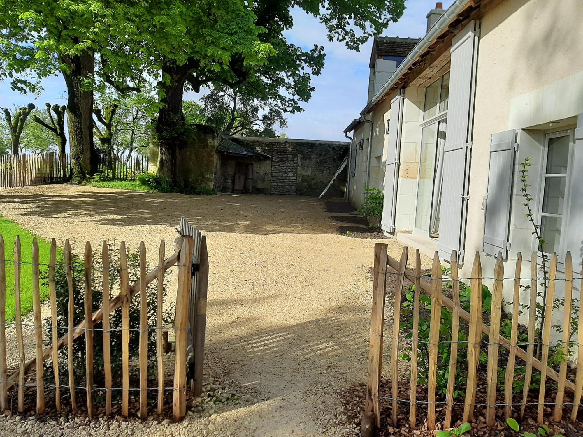 Le Puits Renaissance - Gites De Caractere Et Piscine Chauffee Chambourg-sur-Indre Exterior foto