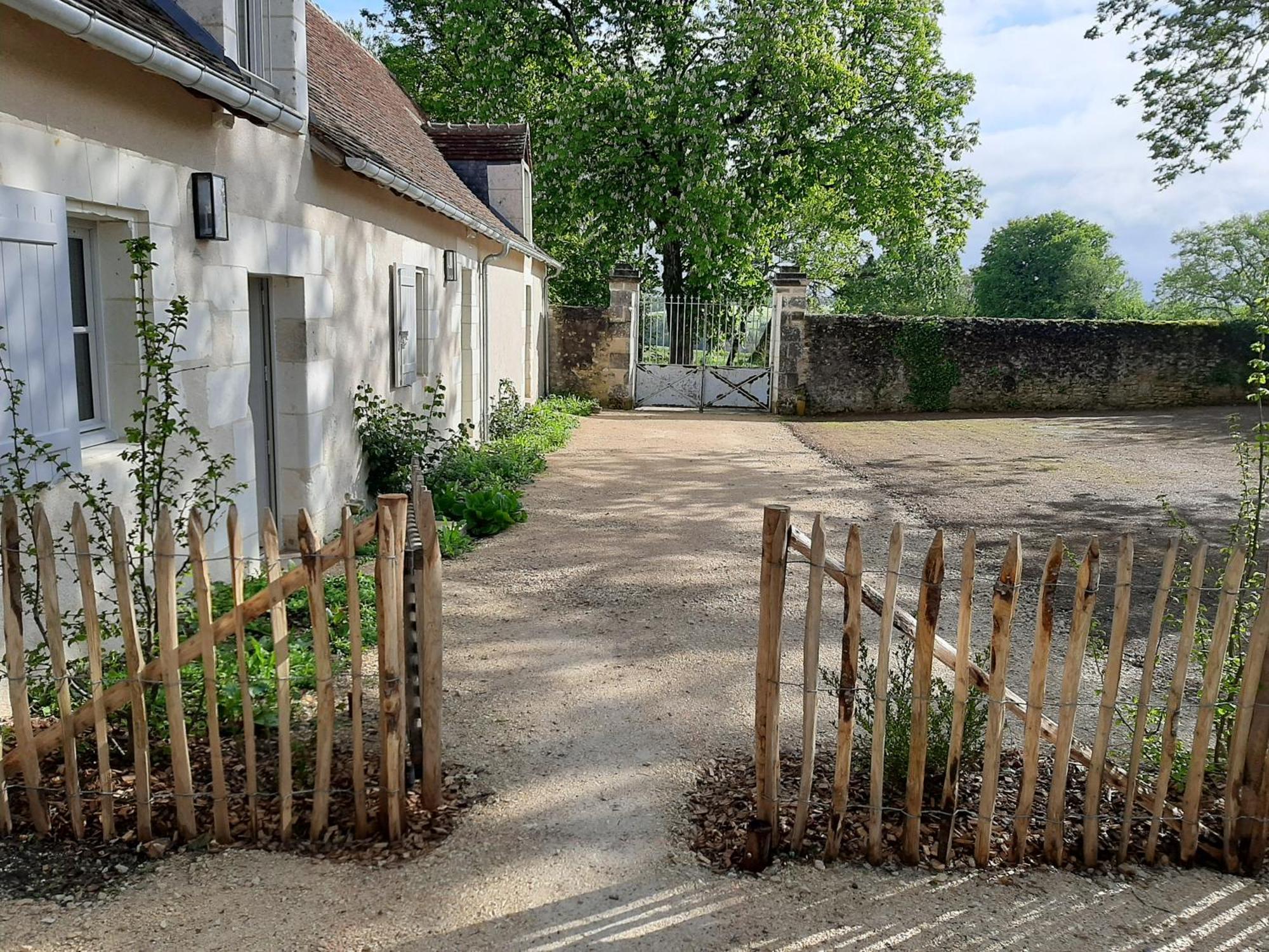 Le Puits Renaissance - Gites De Caractere Et Piscine Chauffee Chambourg-sur-Indre Exterior foto